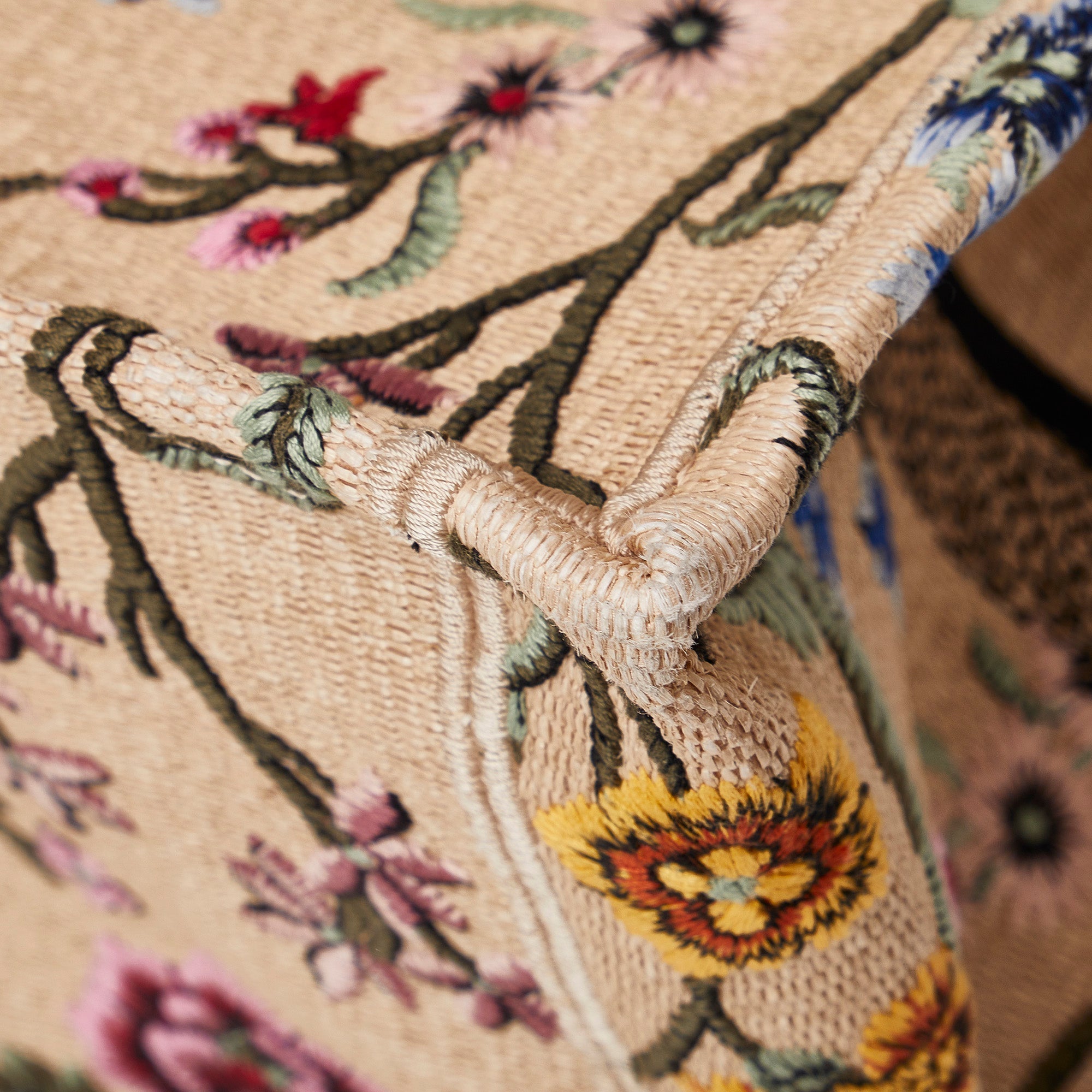 DIOR Medium Petite Fleurs Raffia Book Tote Tote Bag