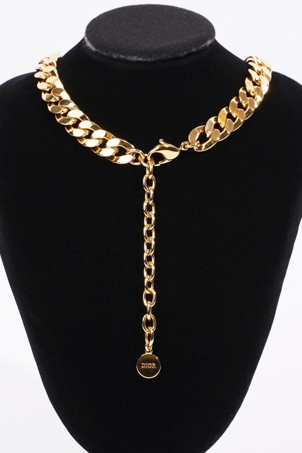 Christian Dior 30 Montaigne Chocker Gold Base Metal