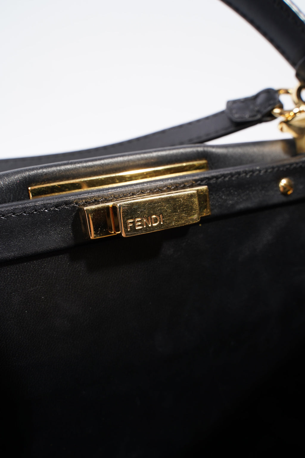 Fendi Peekaboo Top Handle Black Leather Medium