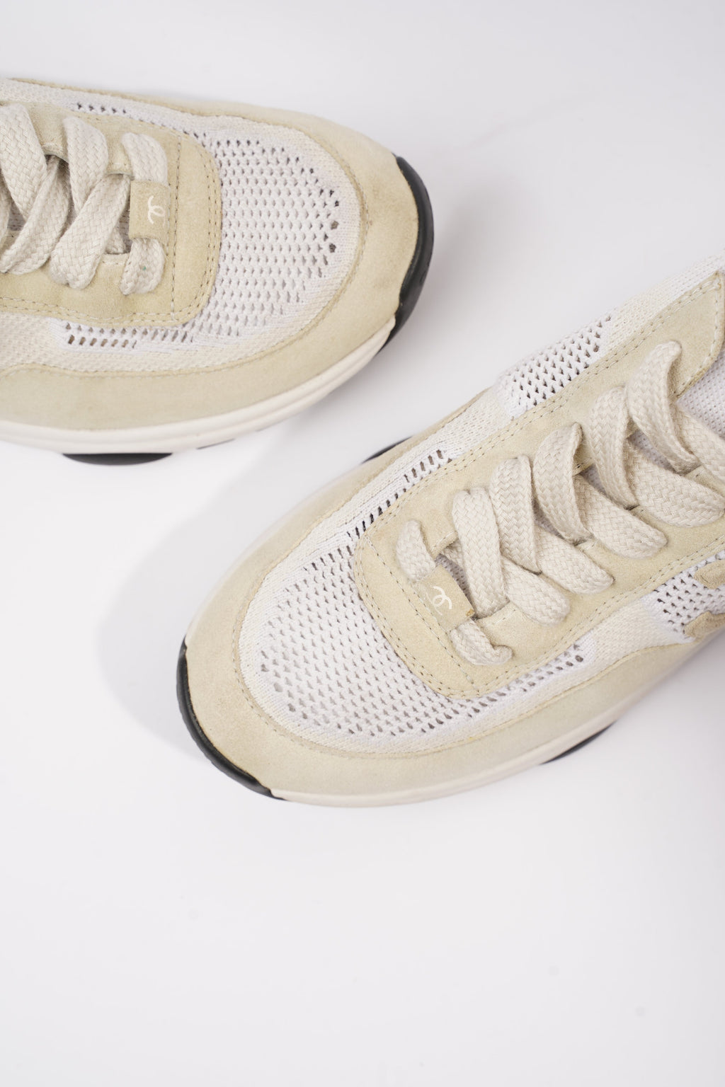 Chanel CC Runners White / Cream Suede EU 40 UK 7