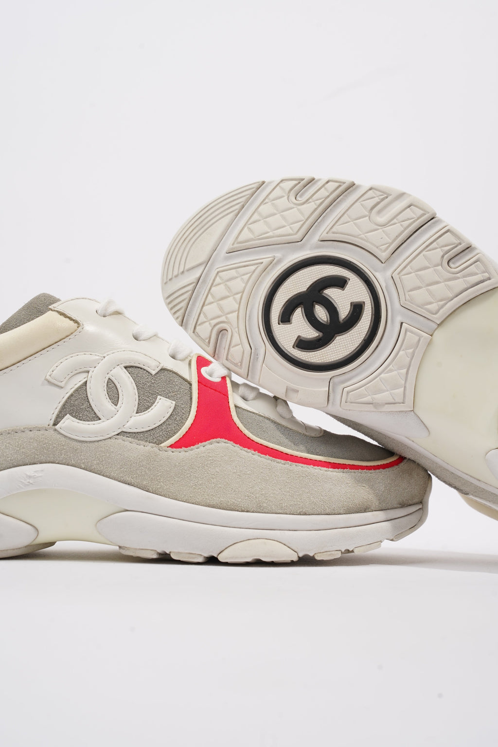Chanel CC Logo Sneaker Grey / White / Red Suede EU 37.5 UK 4.5