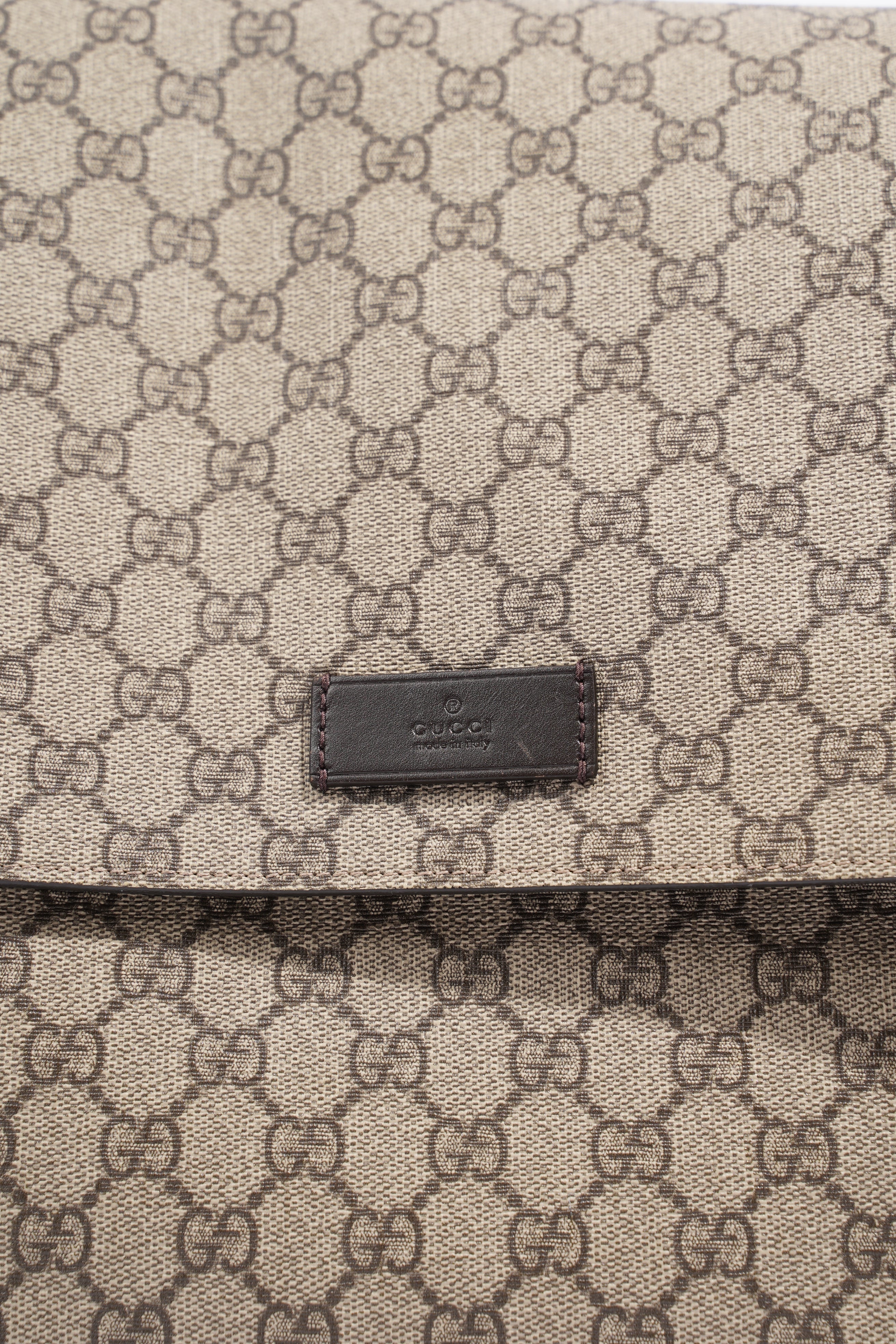 Gucci Baby Changing Bag GG Supreme Coated Canvas