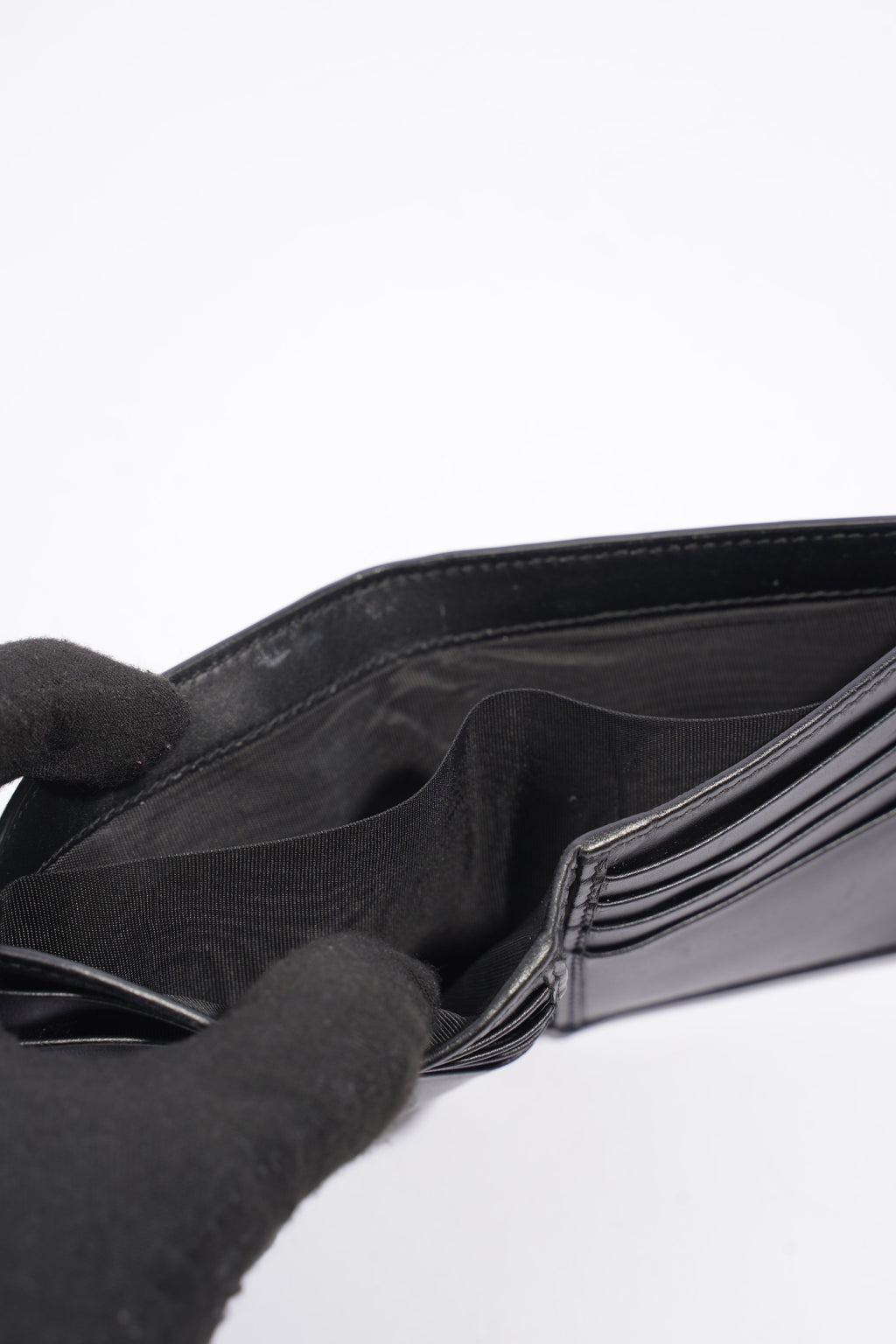 Gucci Kingsnake Print Wallet Black GG Supreme Coated Canvas