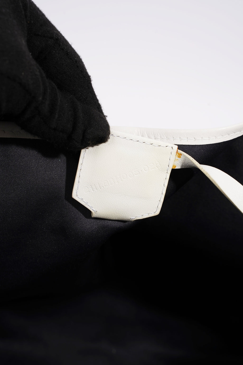 Fendi Zucchino Tote Bag Beige / Black Canvas
