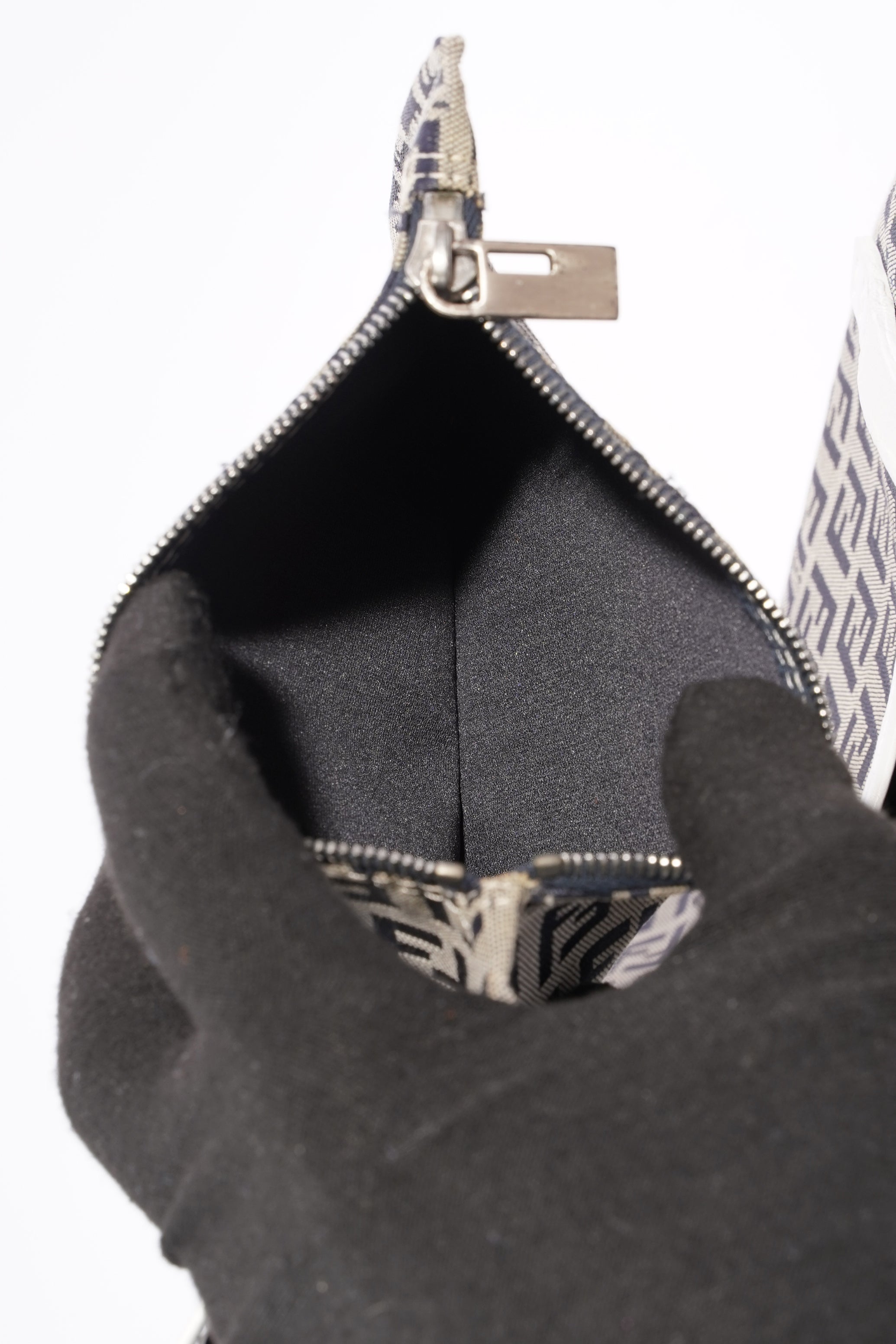 Fendi Zucchino Tote Bag Beige / Black Canvas