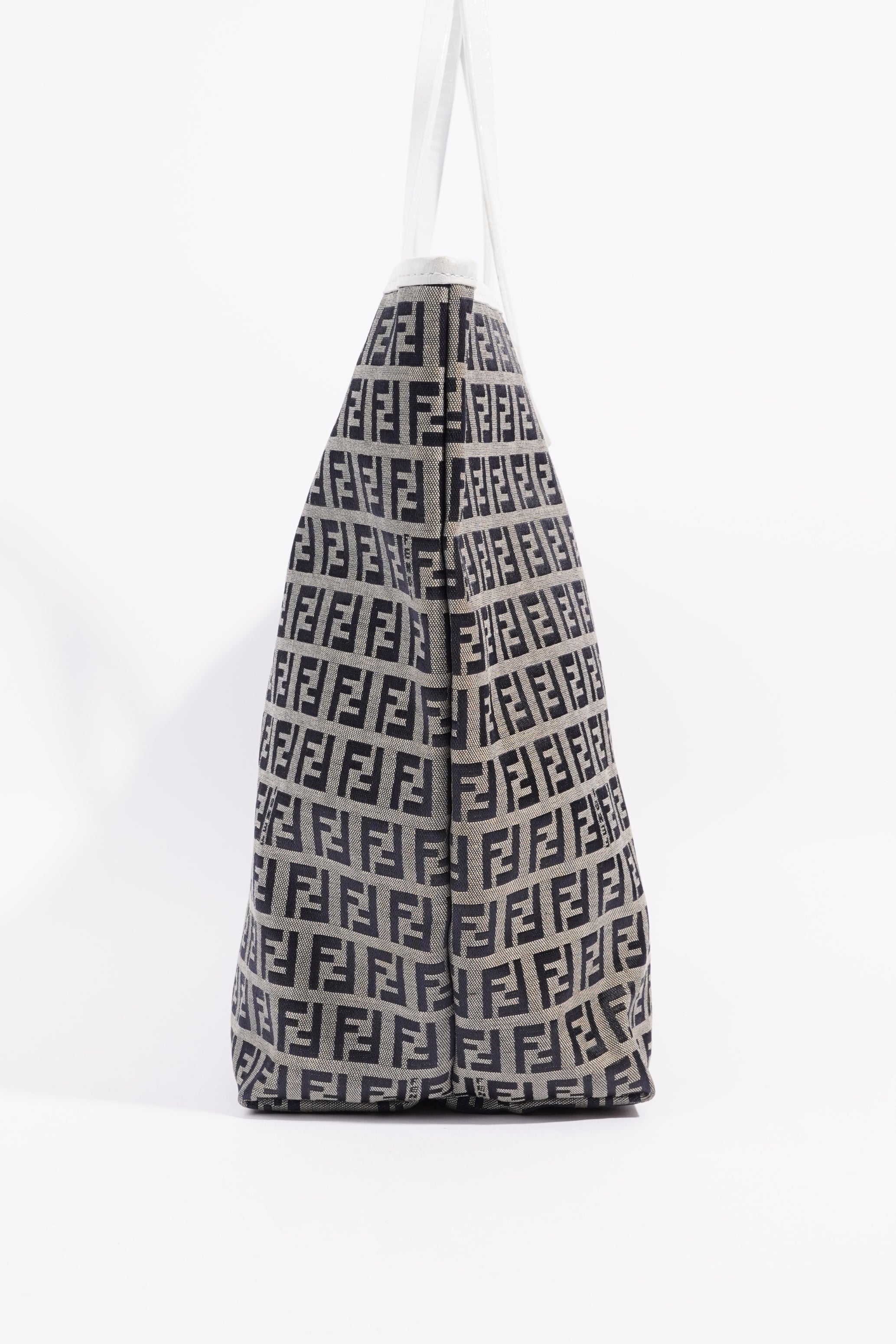 Fendi Zucchino Tote Bag Beige / Black Canvas