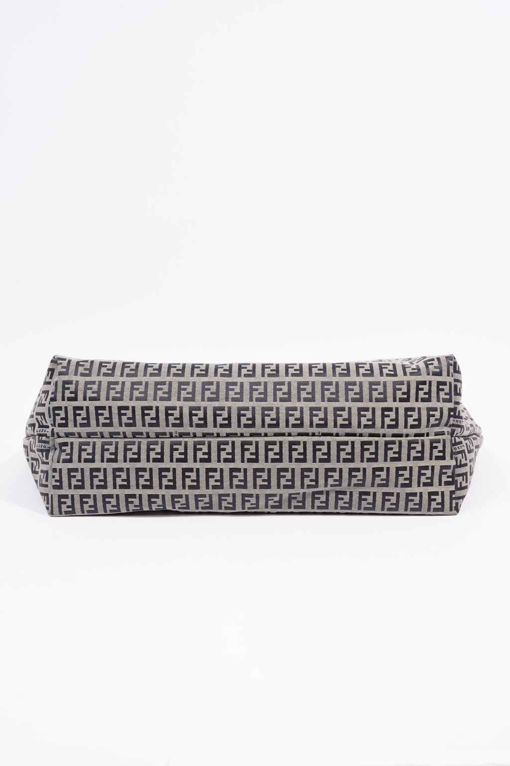 Fendi Zucchino Tote Bag Beige / Black Canvas