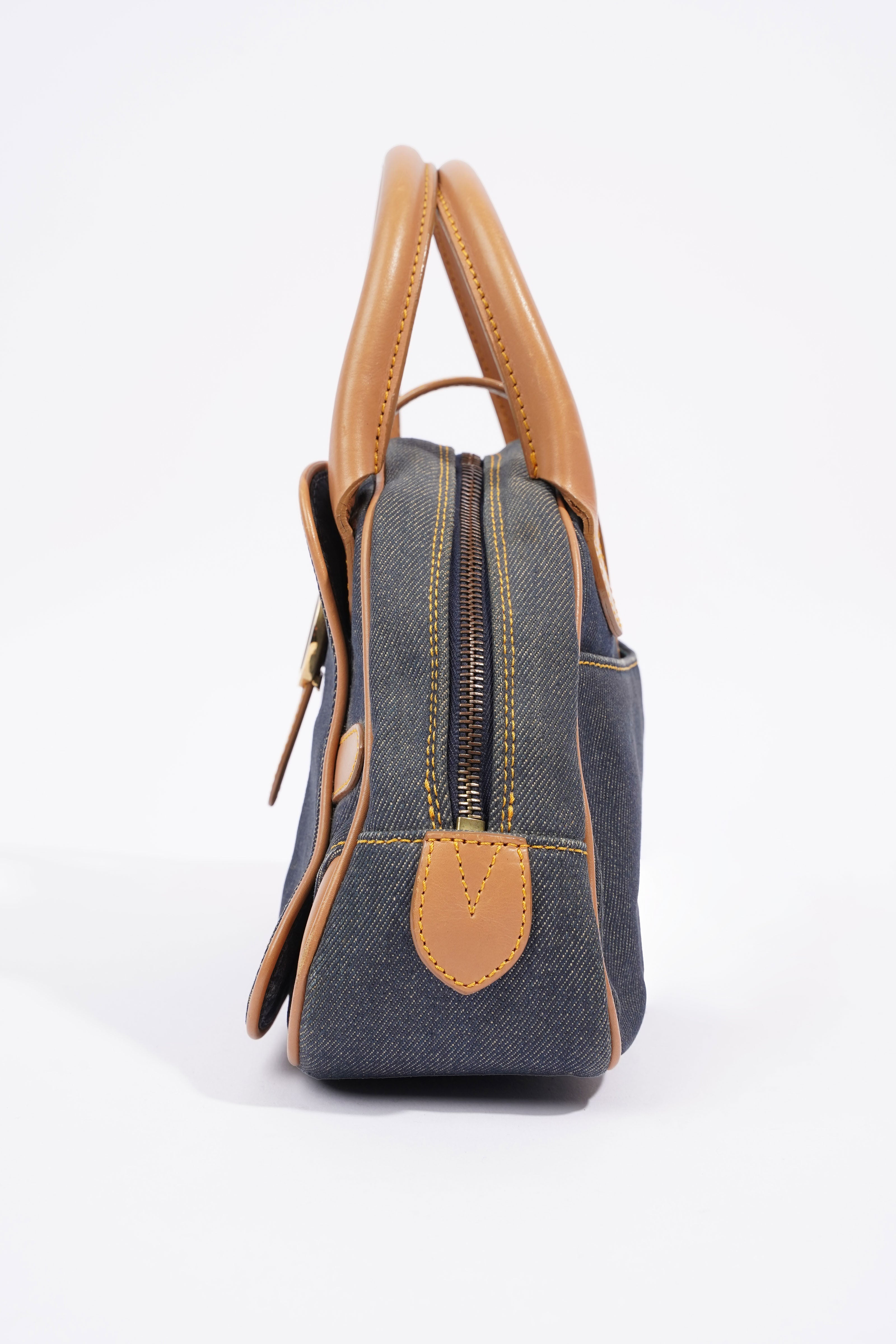 Christian Dior D Logo Handbag Denim / Brown Denim