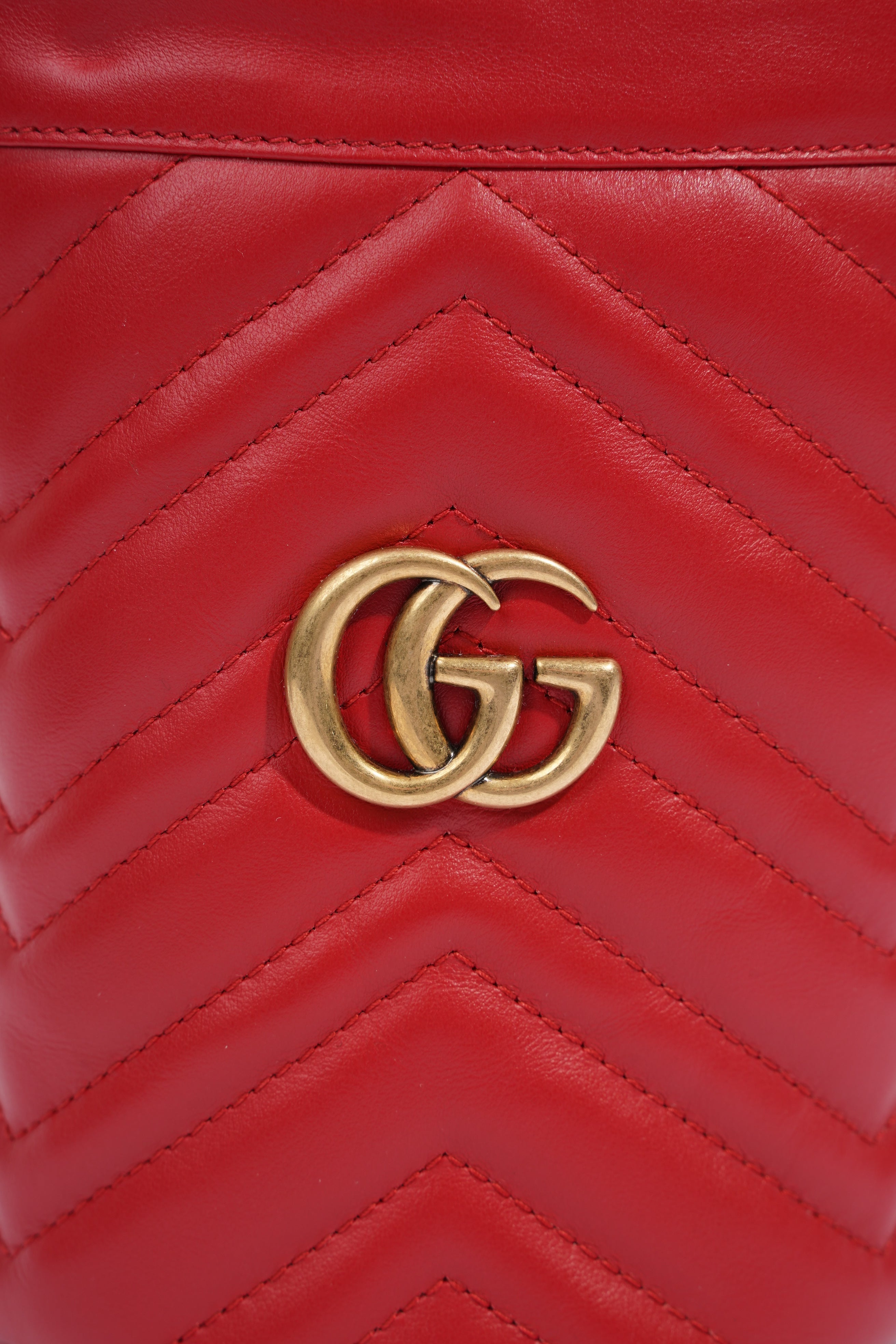 Gucci GG Marmont Bucket Bag Red Leather