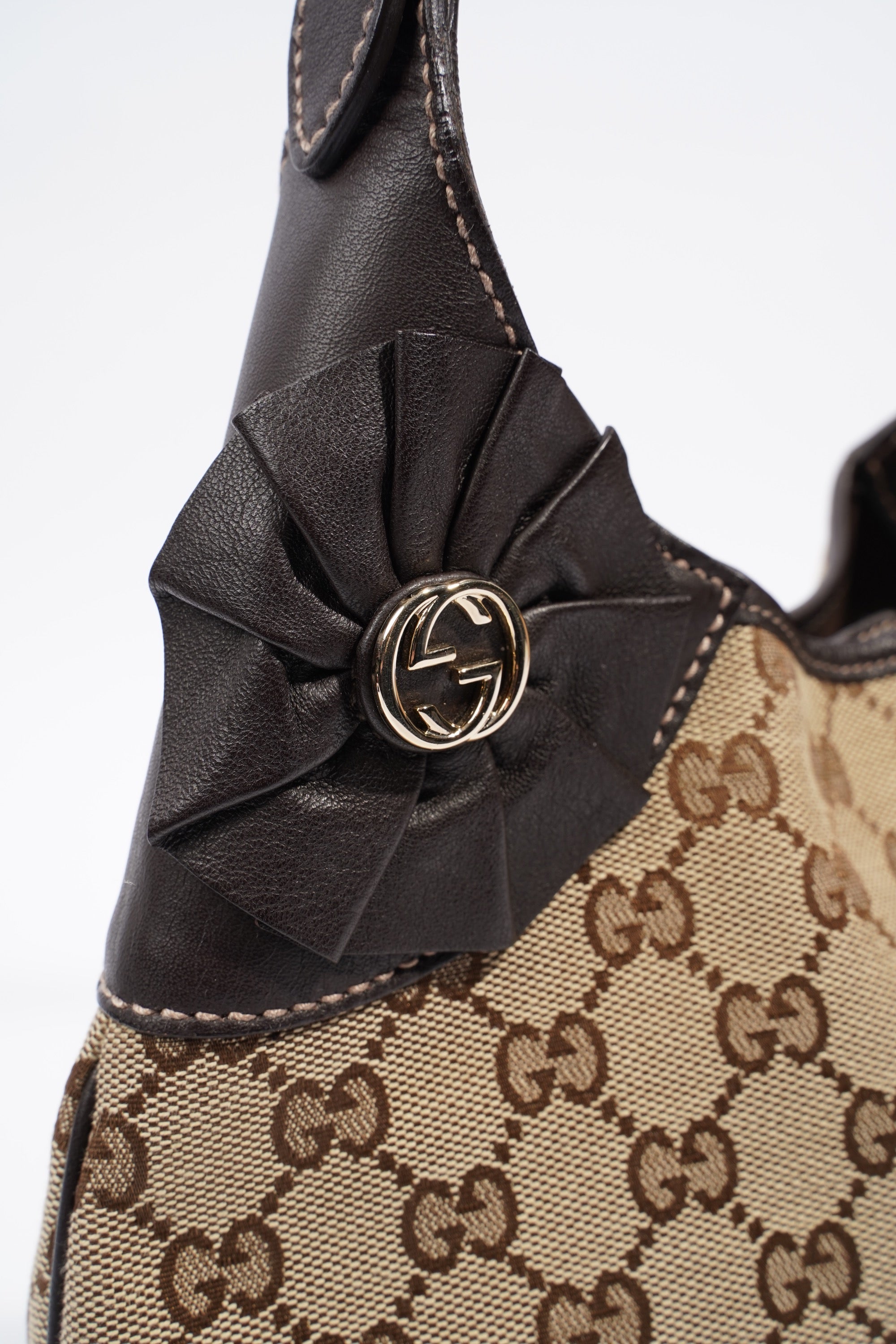 Gucci Hobo Bag Supreme Print / Brown Canvas