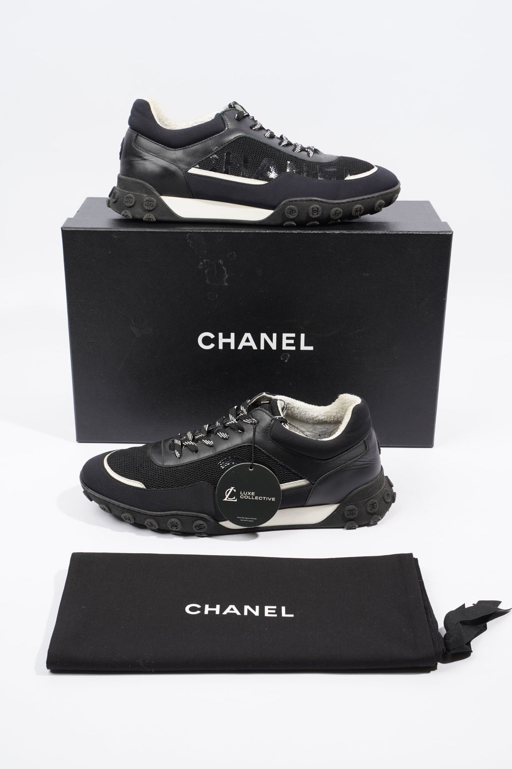 Chanel Low Top Sneaker Black / Navy Mesh EU 43 UK 9