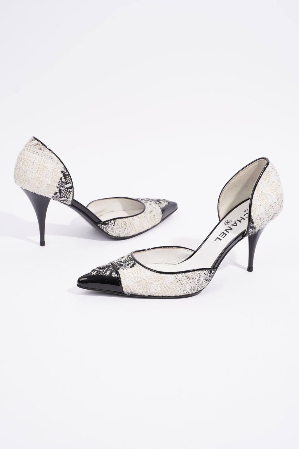 Chanel CC D'Orsay White / Black Tweed EU 38.5 UK 5.5
