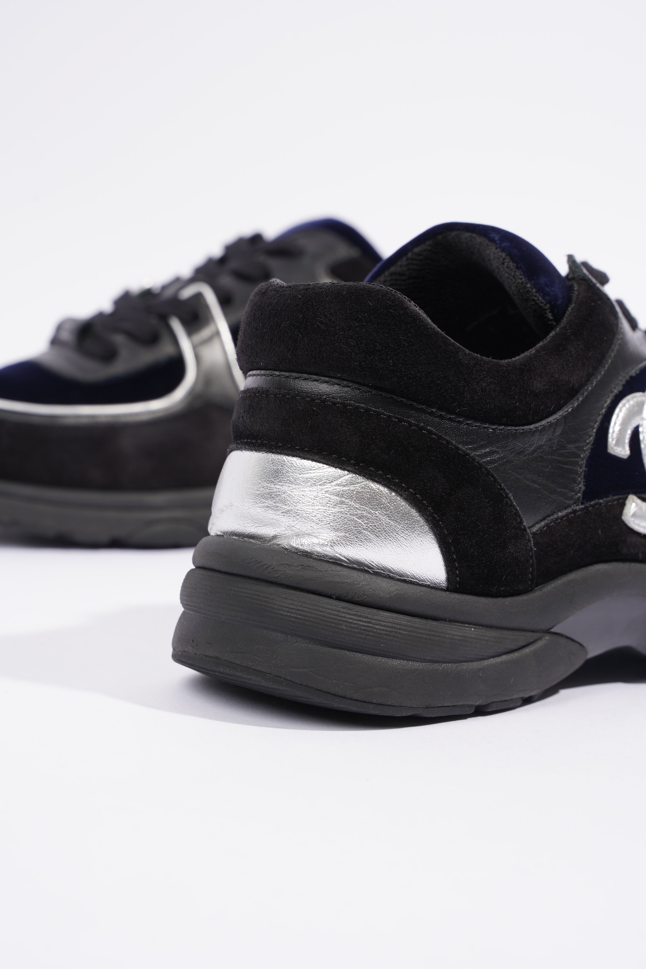 Chanel CC Logo Runner Black / Navy Velvet EU 38.5 UK 5.5