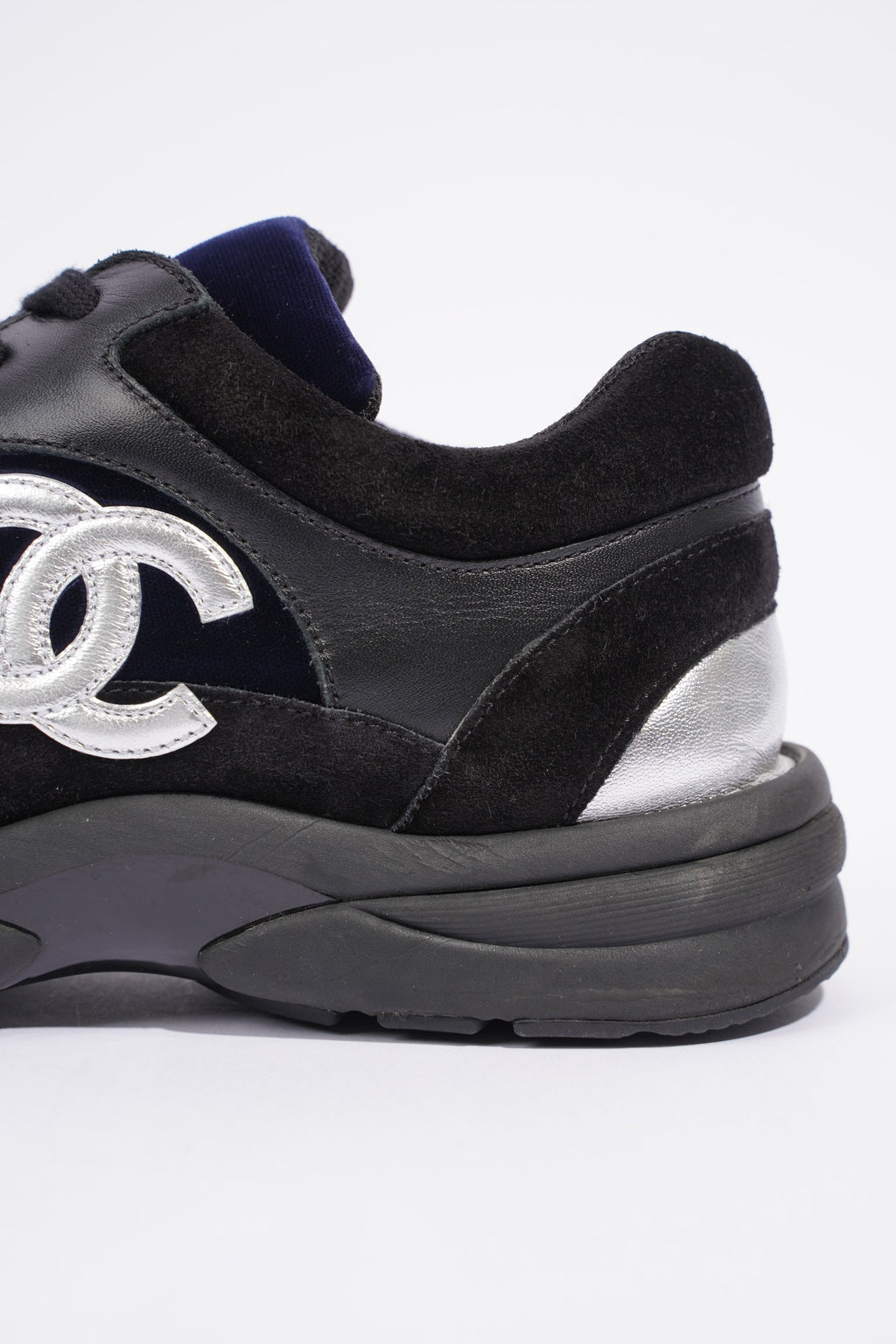 Chanel CC Logo Runner Black / Navy Velvet EU 38.5 UK 5.5