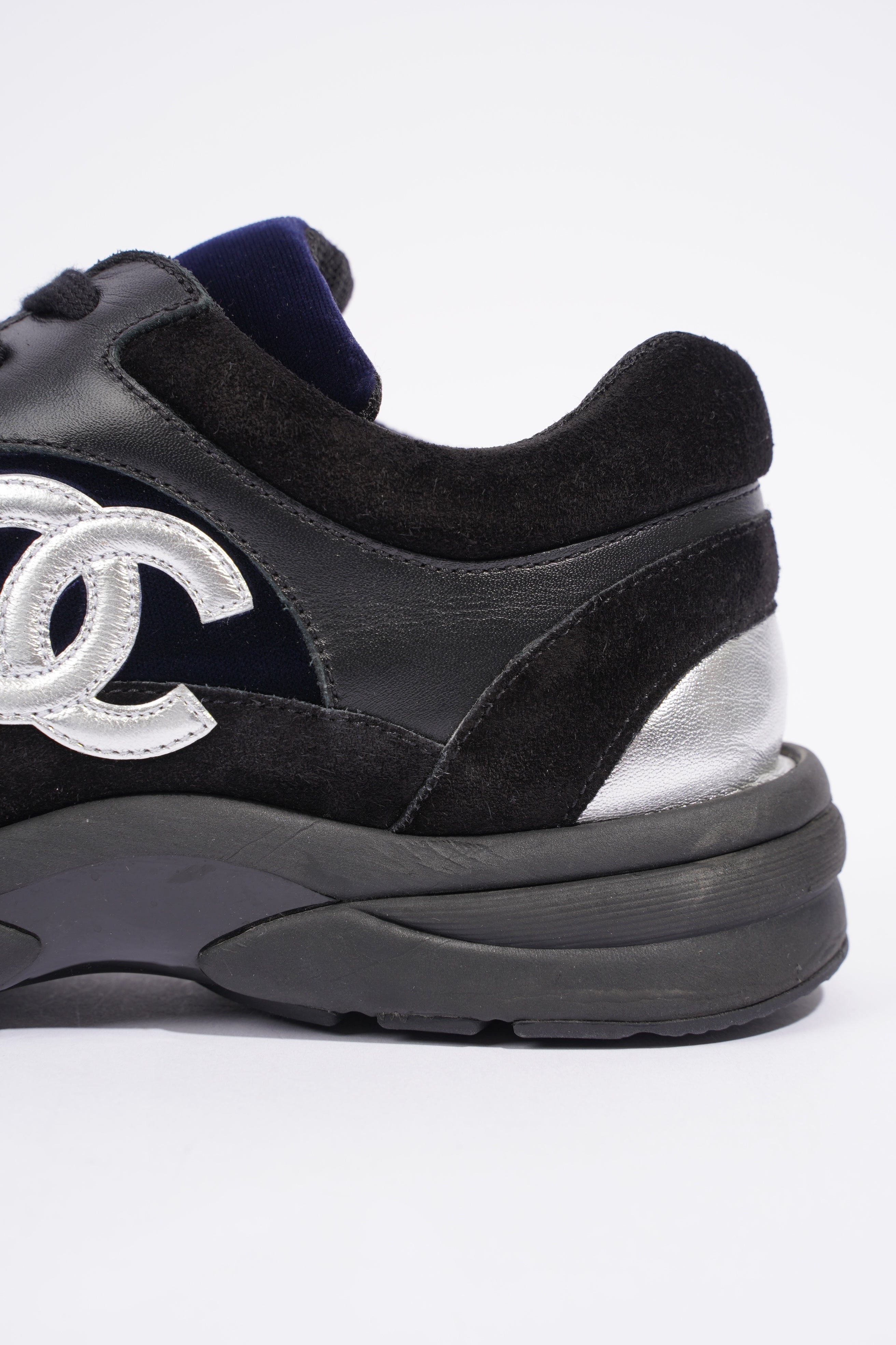 Chanel CC Logo Runner Black / Navy Velvet EU 38.5 UK 5.5
