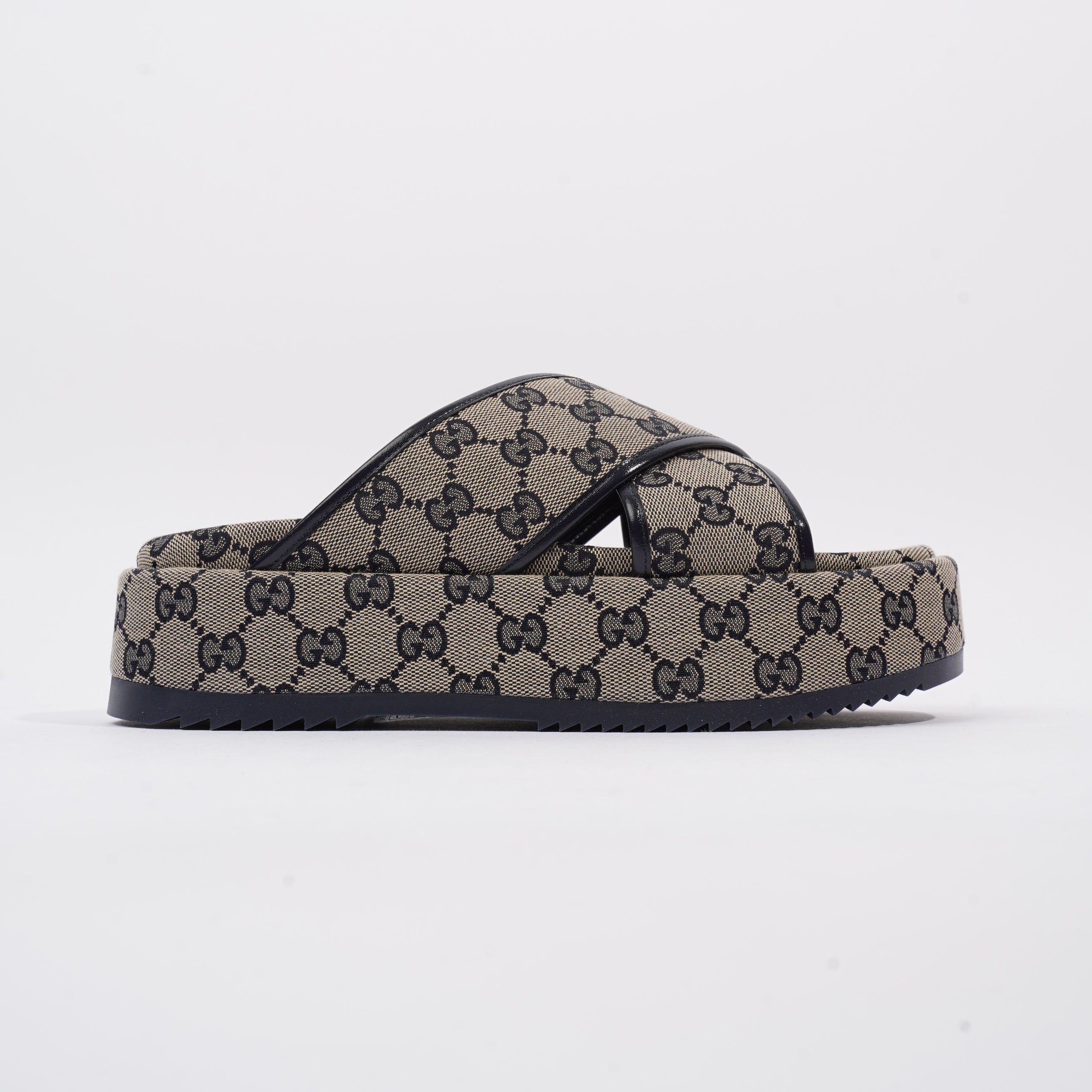 Gucci Angelina GG Supreme Beige Monogram / Navy Canvas EU 39 UK 6