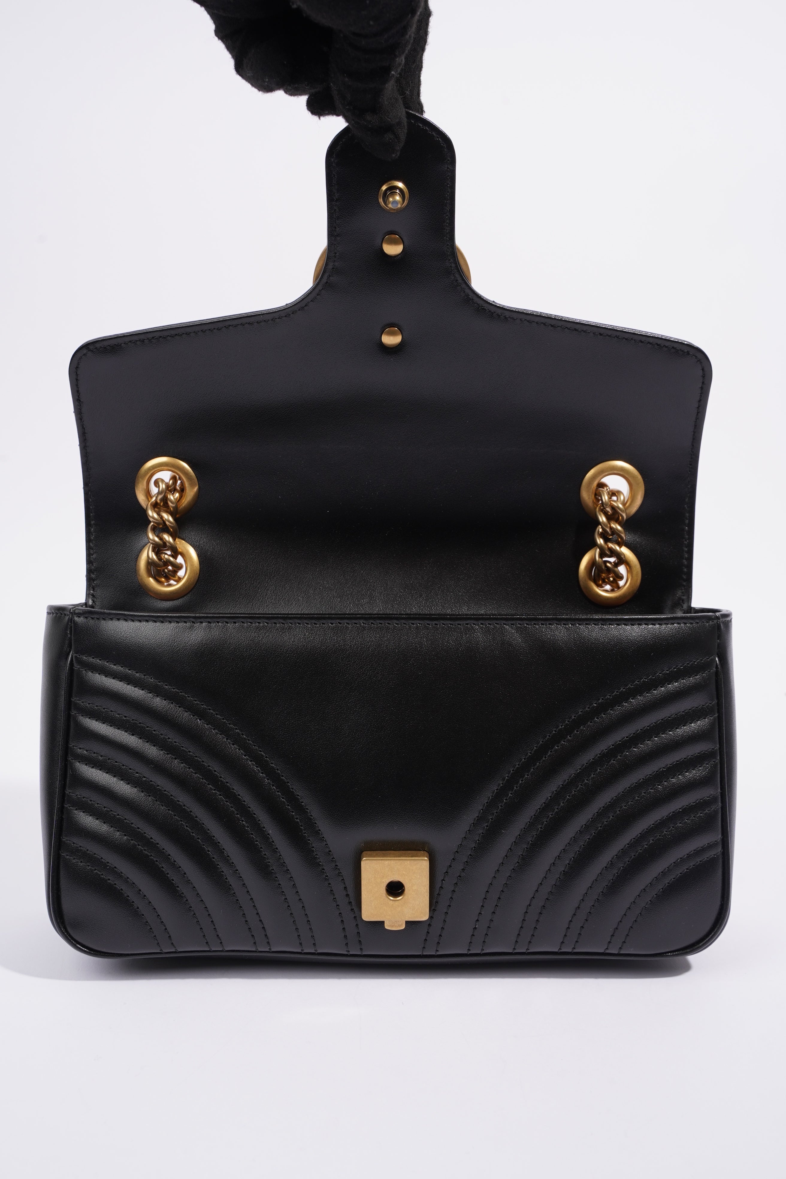Gucci Marmont Flap Black Matelasse Leather Small