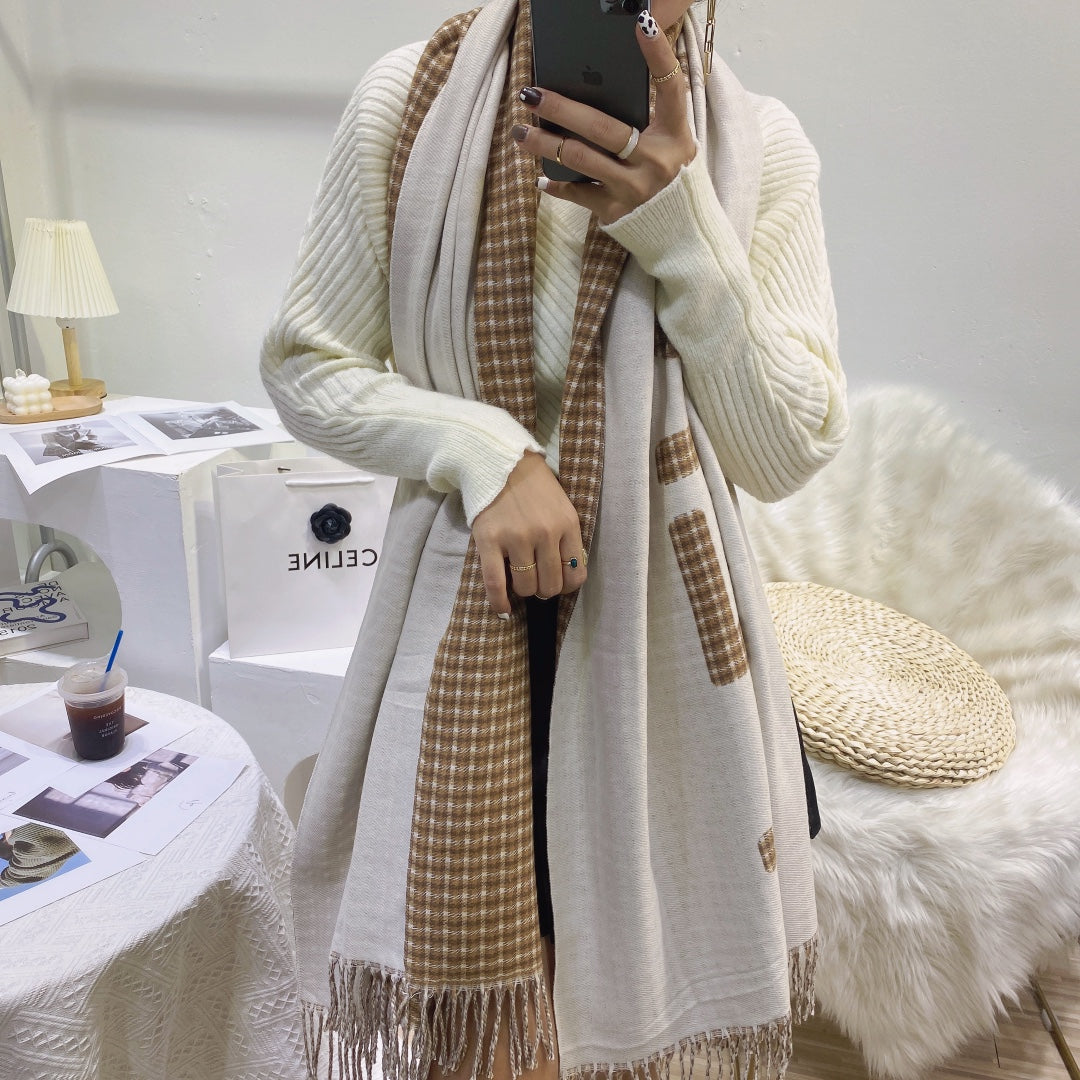 Luxury Fendi  Scarf 002