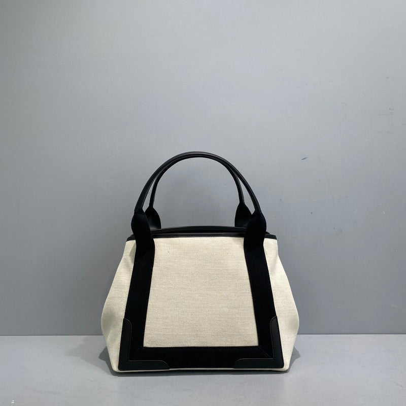 BGA Bags - Bags District  016