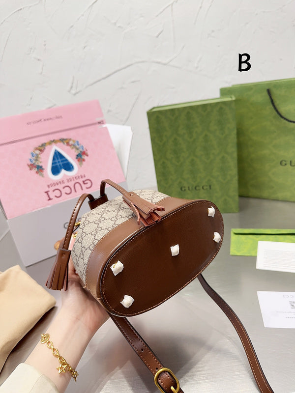 Luxury - Gucci Bags - 231