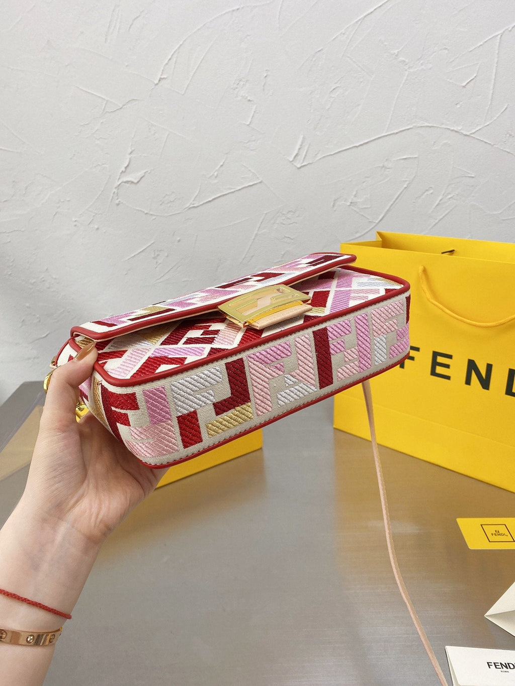 Luxury  Bags Fendi 119
