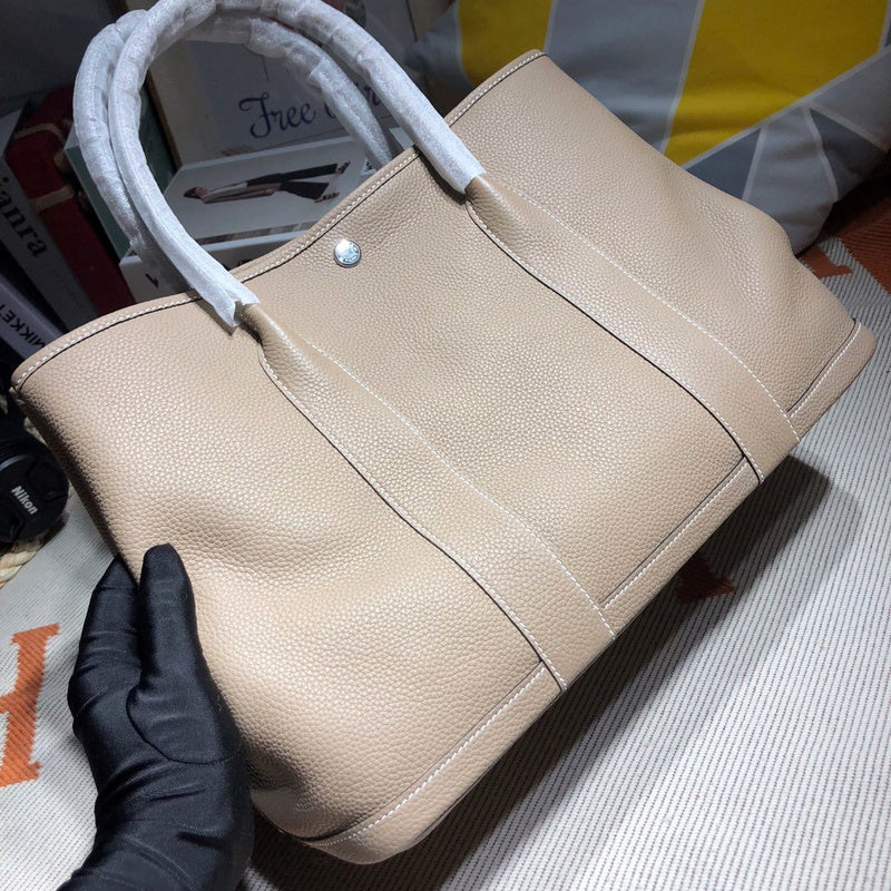HRS - Bags District - 063