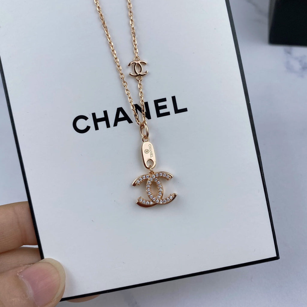 BG - Holiday Necklace chanel033