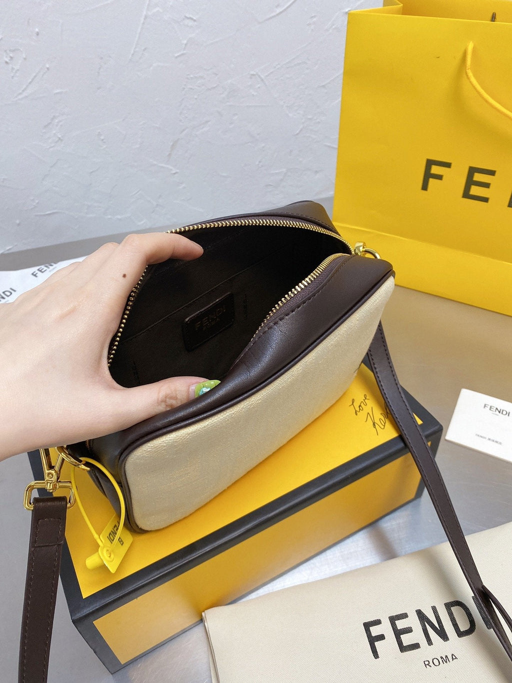 Luxury  Bags Fendi 129