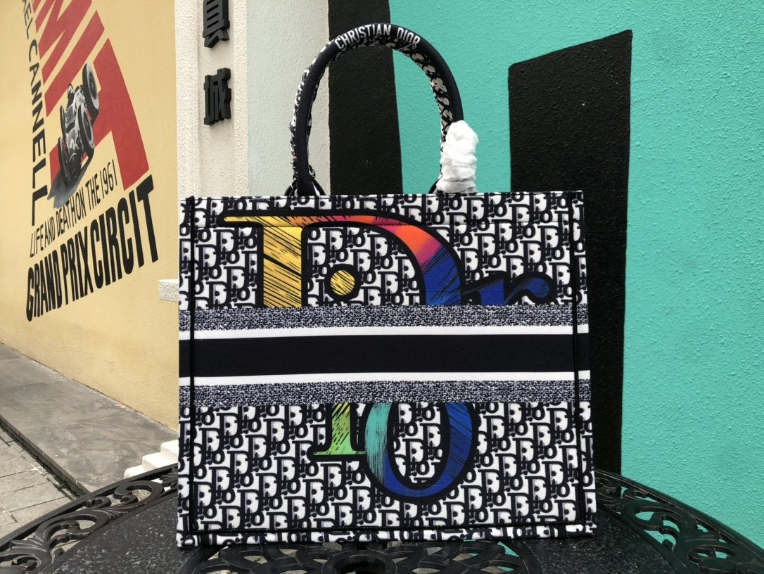 Designer Handbags dior 233