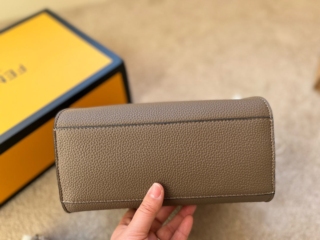 Luxury  Bags Fendi 249