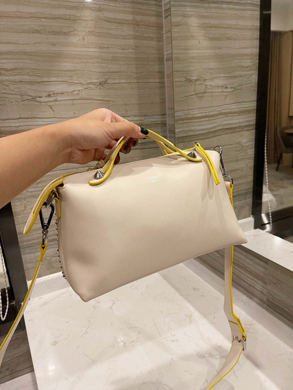 Luxury  Bags Fendi 218