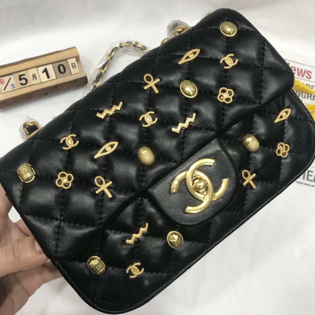 Designer Handbags Chanel 205
