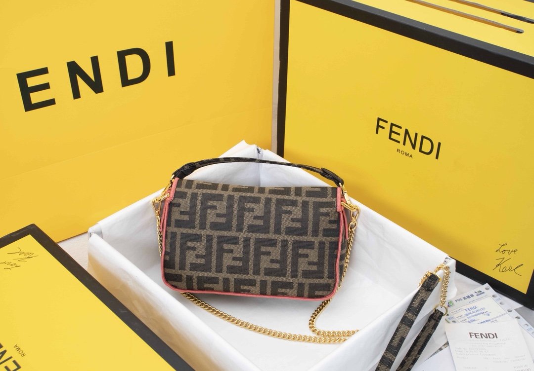 Luxury  Bags Fendi 163