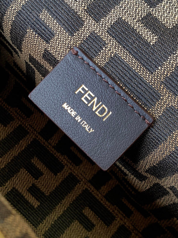 FDI - Bags District - 094
