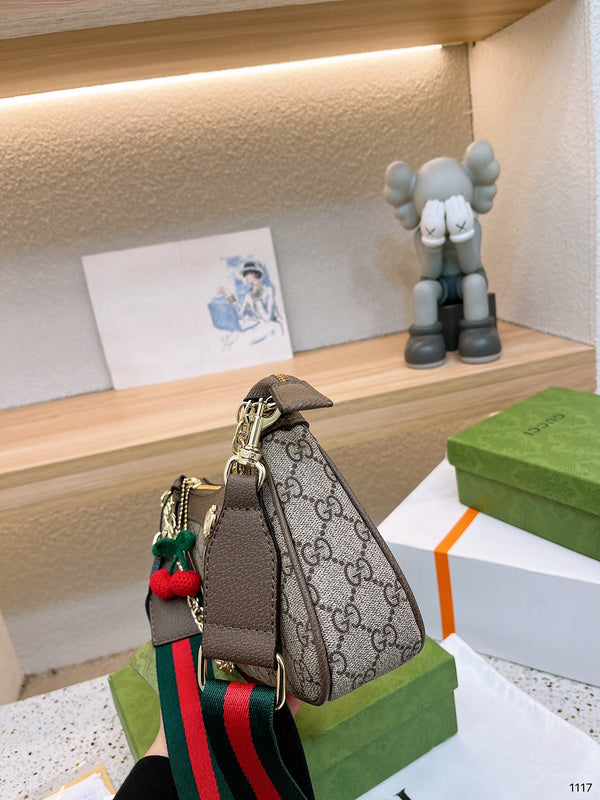 Luxury - Gucci Bags - 336