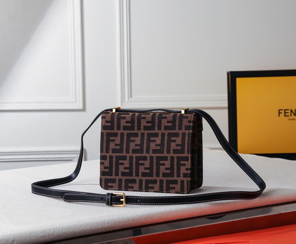 Designer Handbags Fendi 063