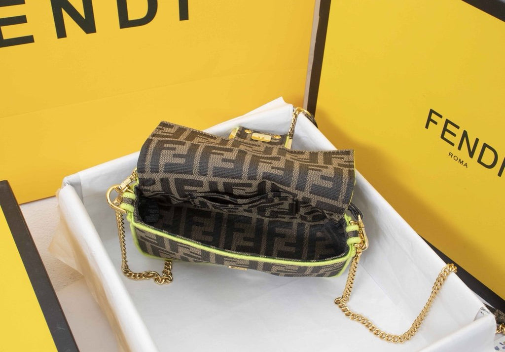 Luxury  Bags Fendi 162