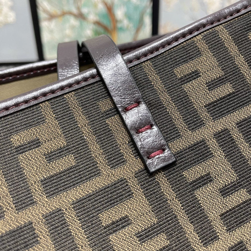 Designer Handbags Fendi 185