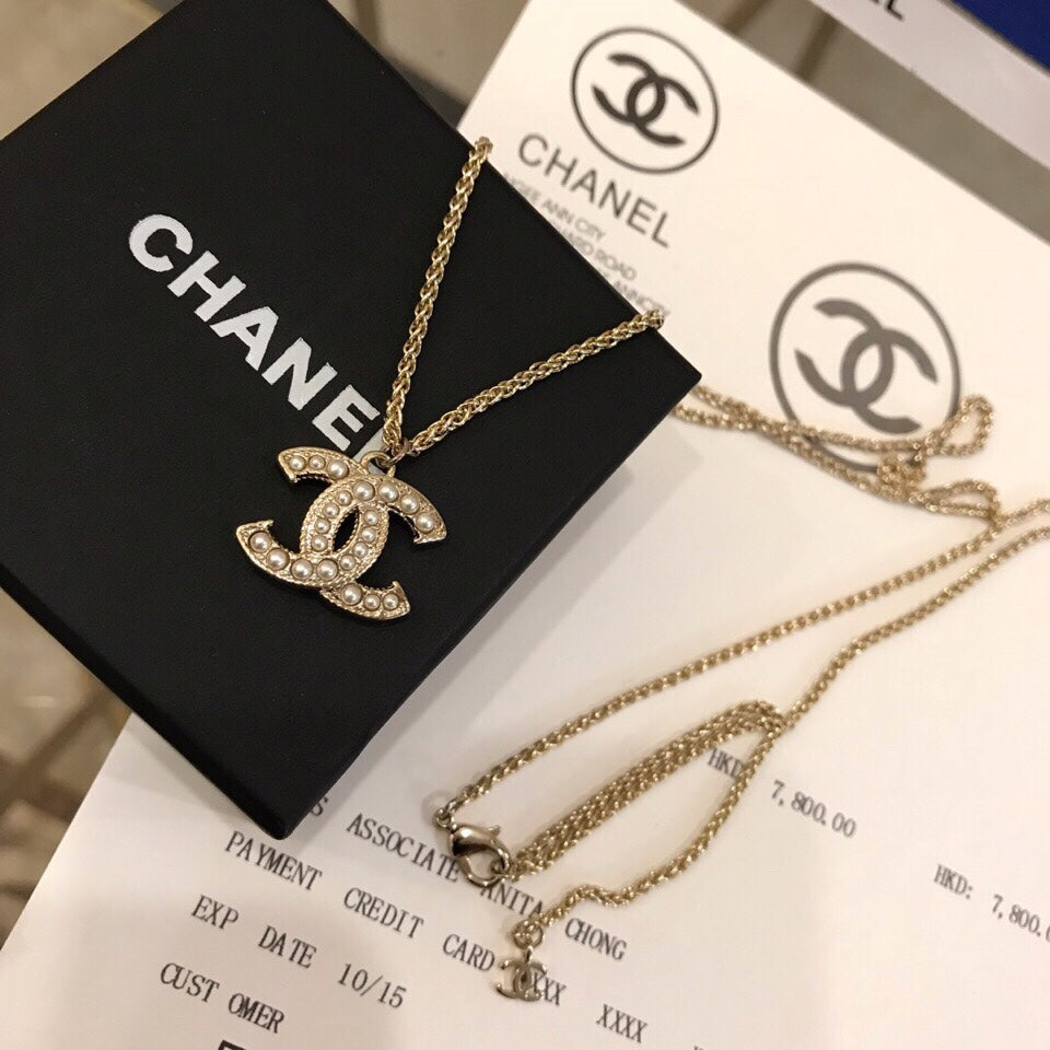 BG - Holiday Necklace chanel024