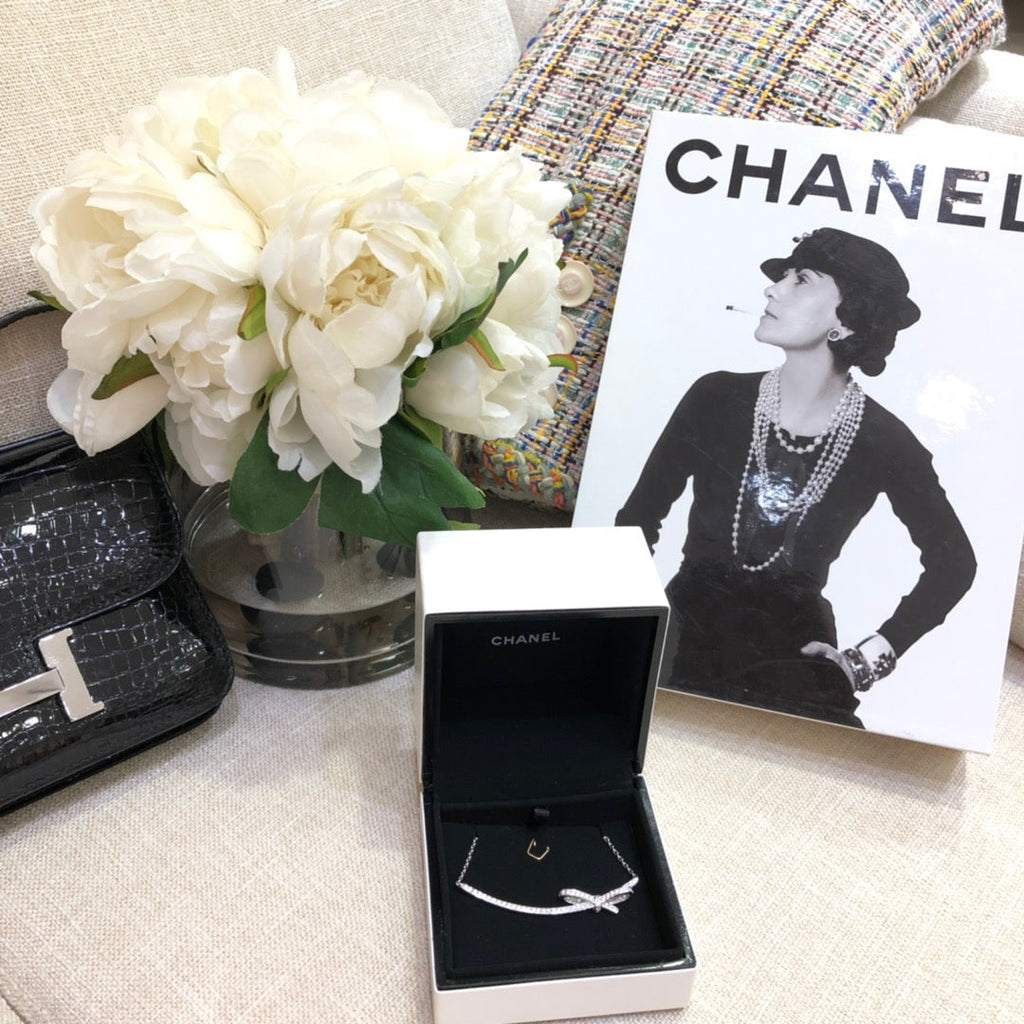 BG - Holiday Necklace chanel058