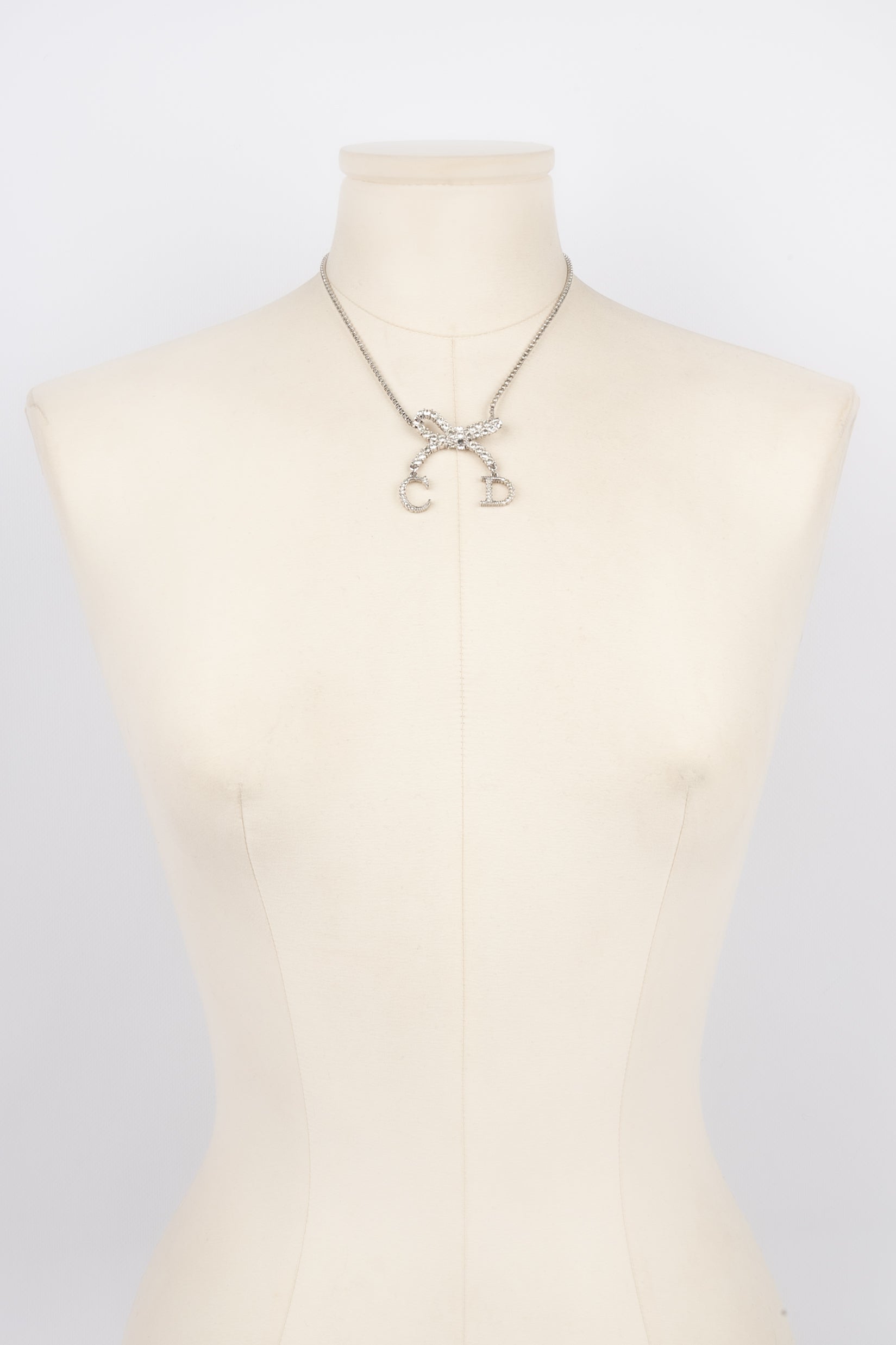 Collier noeud Dior