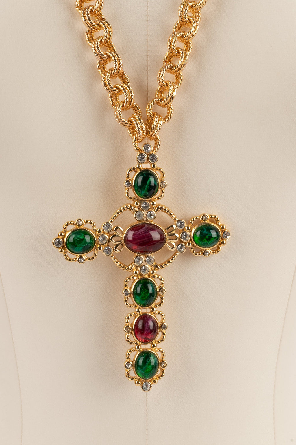 Collier croix Christian Dior