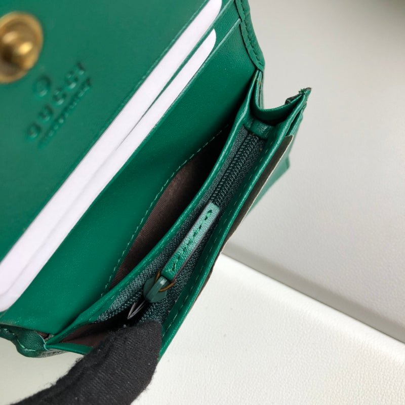 Gucci   Luxury Bags  1339