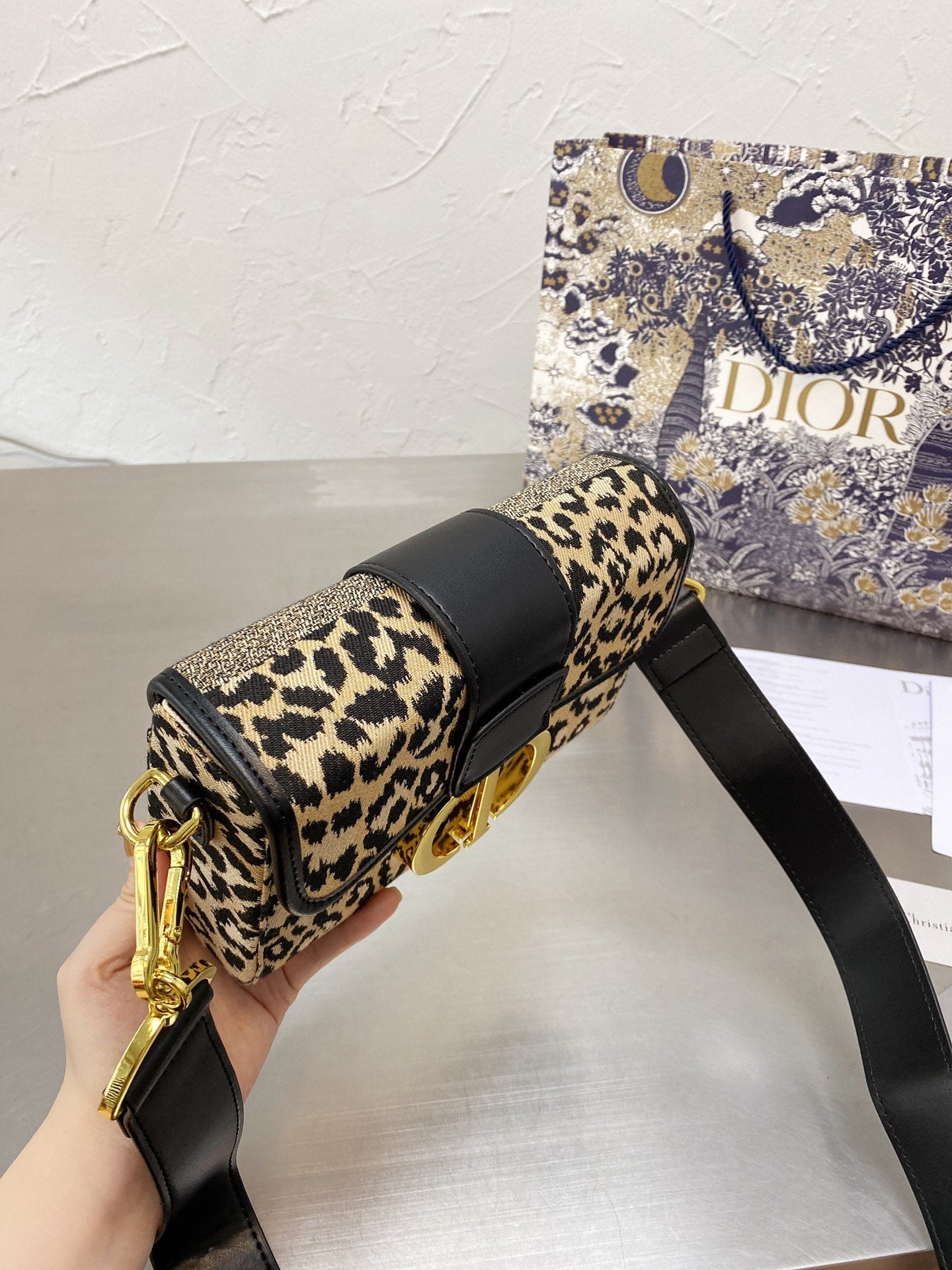 Luxury Handbags Christian Dior 329