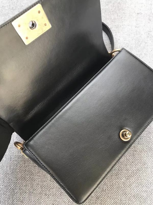 CHL - Bags District - 642