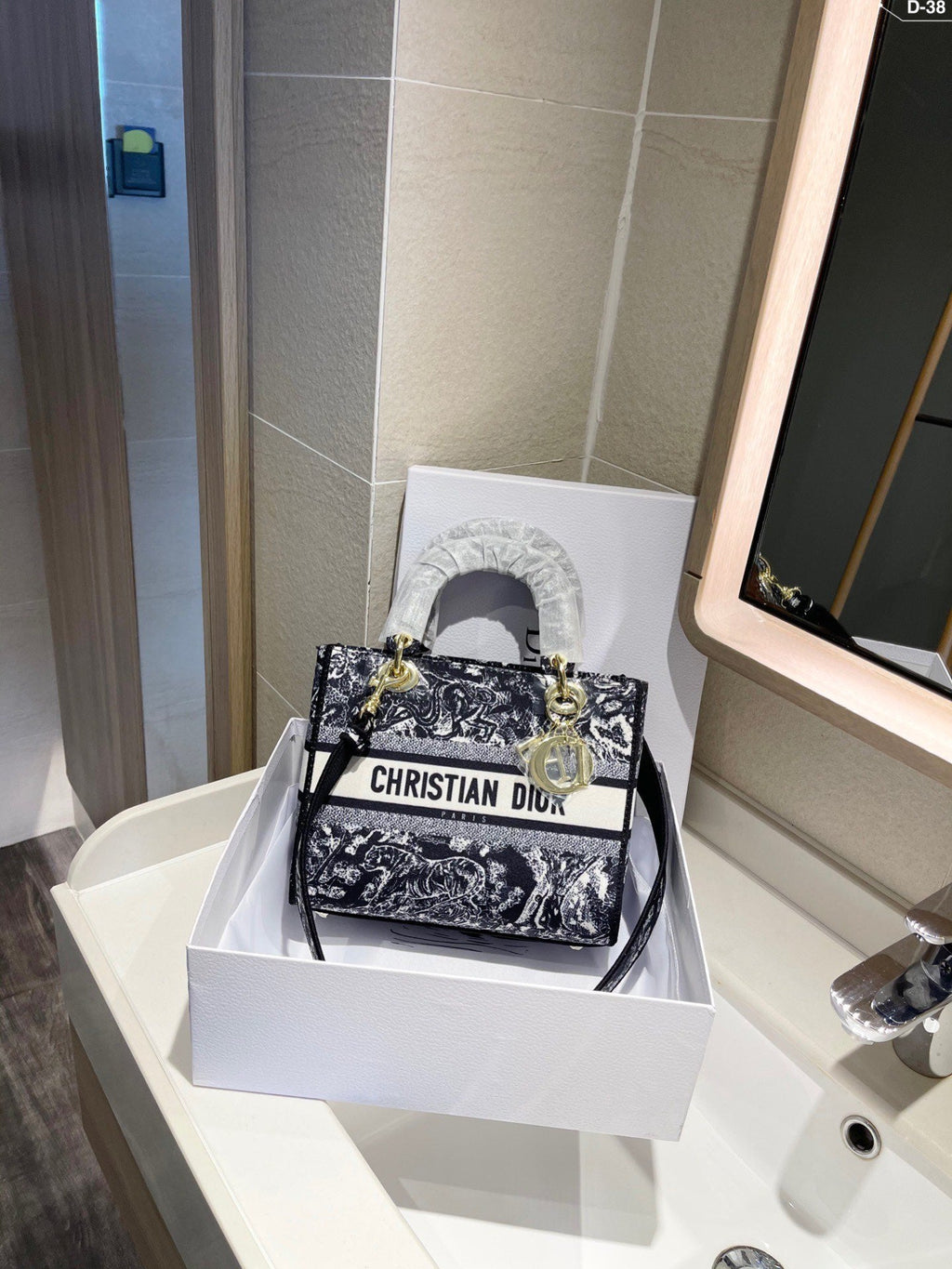 Designer Handbags dior 301