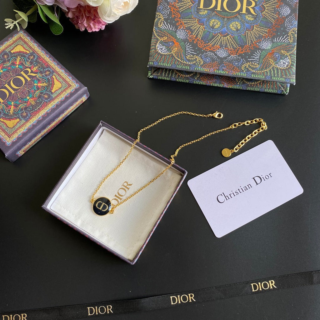 BG - Holiday Necklace dior001