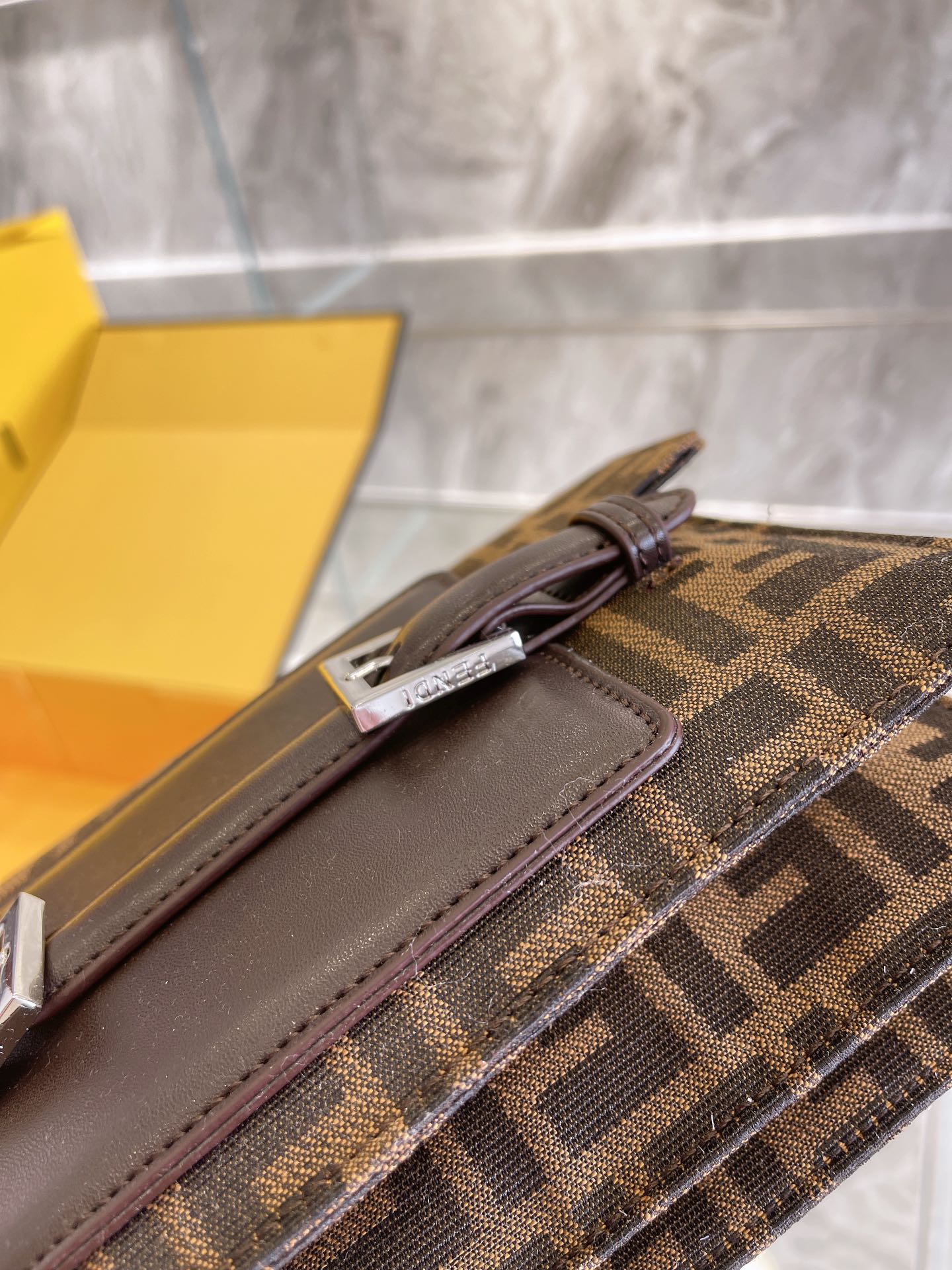 Luxury  Bags Fendi 125