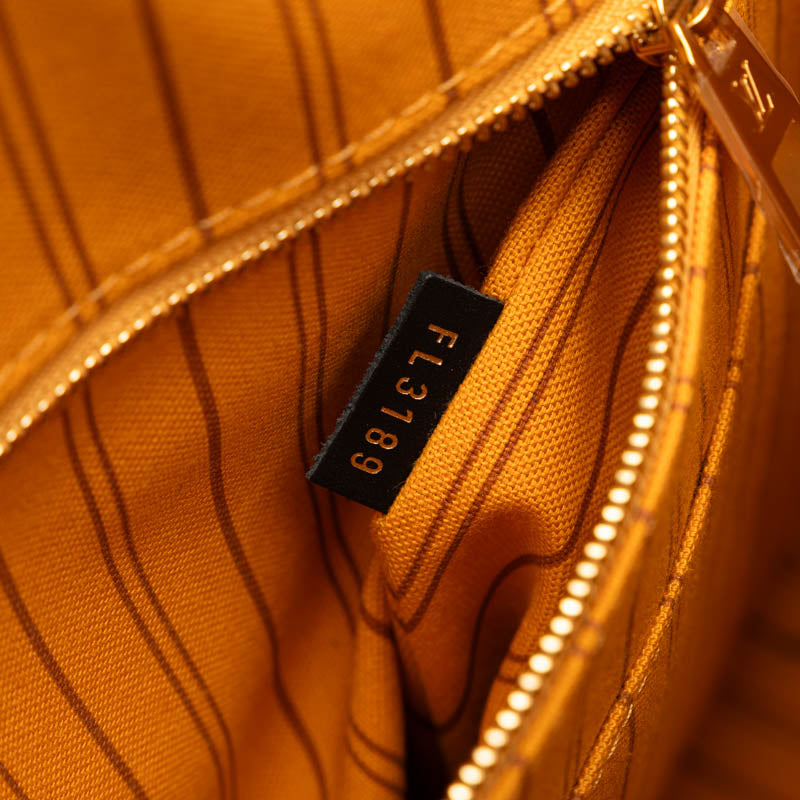 Louis Vuitton Monograms Jungle M44674 Tortoise Bag PVC Noir Caramel