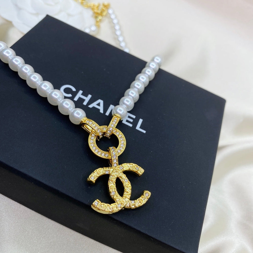 BG - Holiday Necklace chanel031